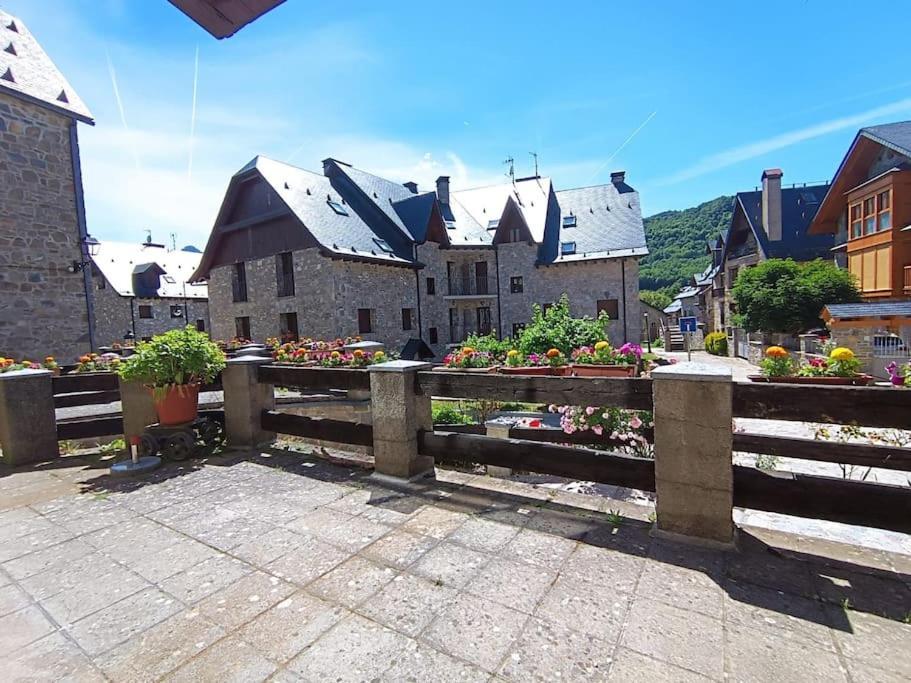 Pena Telera Petfriendly - Arafita Apartamentos El Pueyo de Jaca Exterior photo